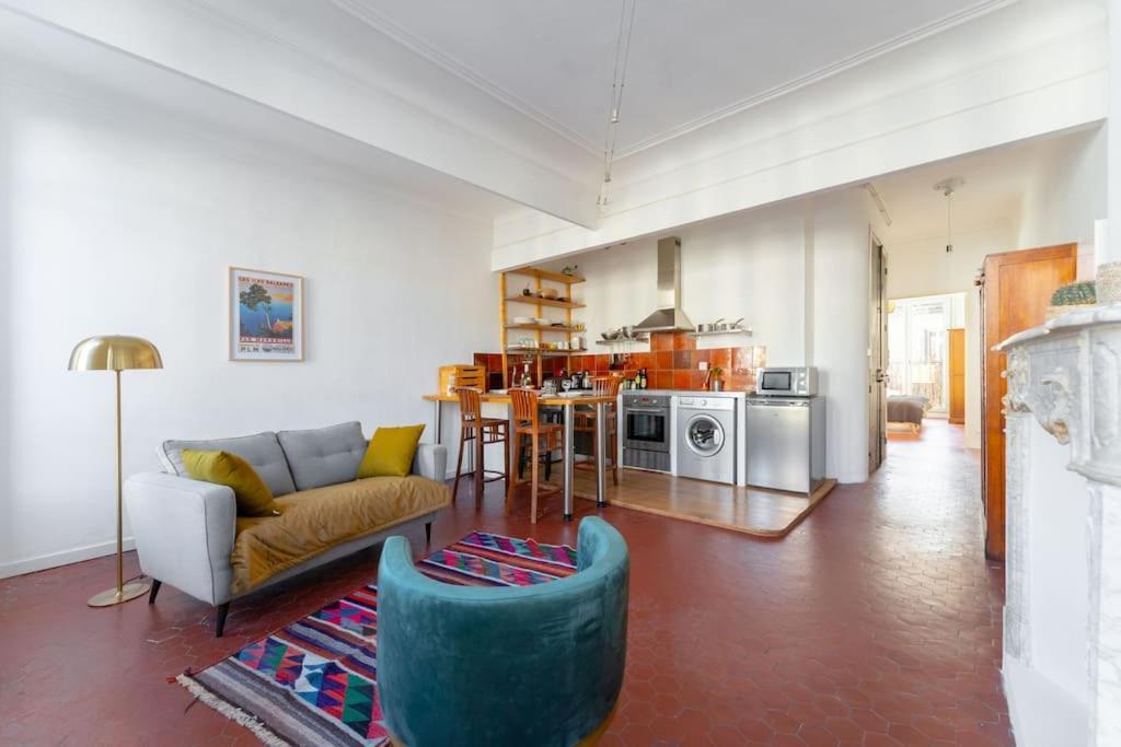 Superbe Appart, Central, Petit Balcon & Vue Place Marseille Eksteriør bilde