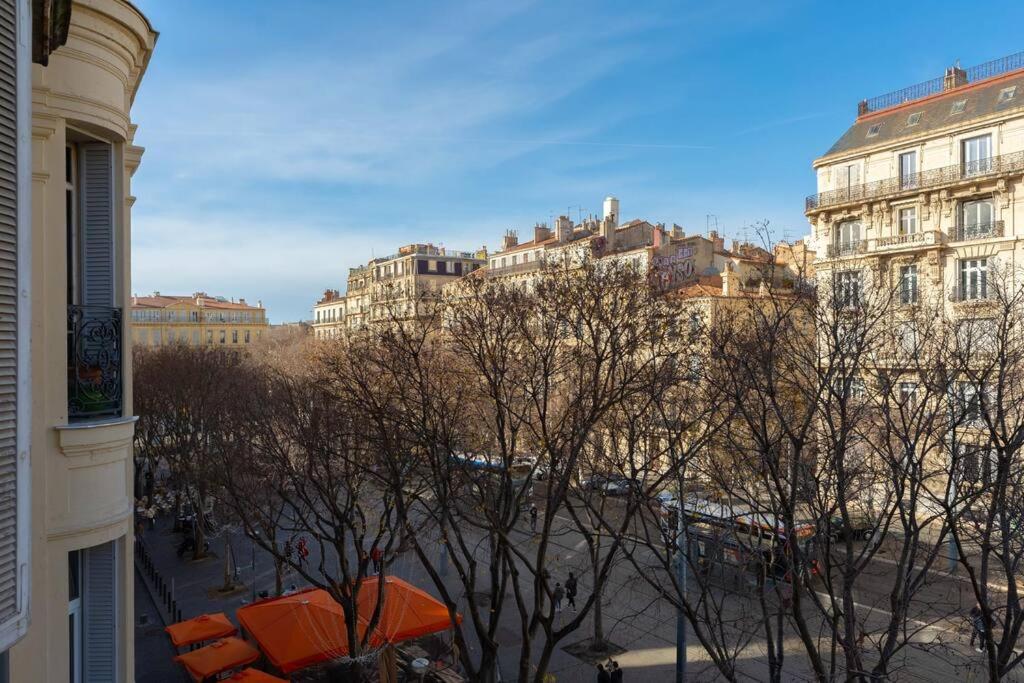 Superbe Appart, Central, Petit Balcon & Vue Place Marseille Eksteriør bilde